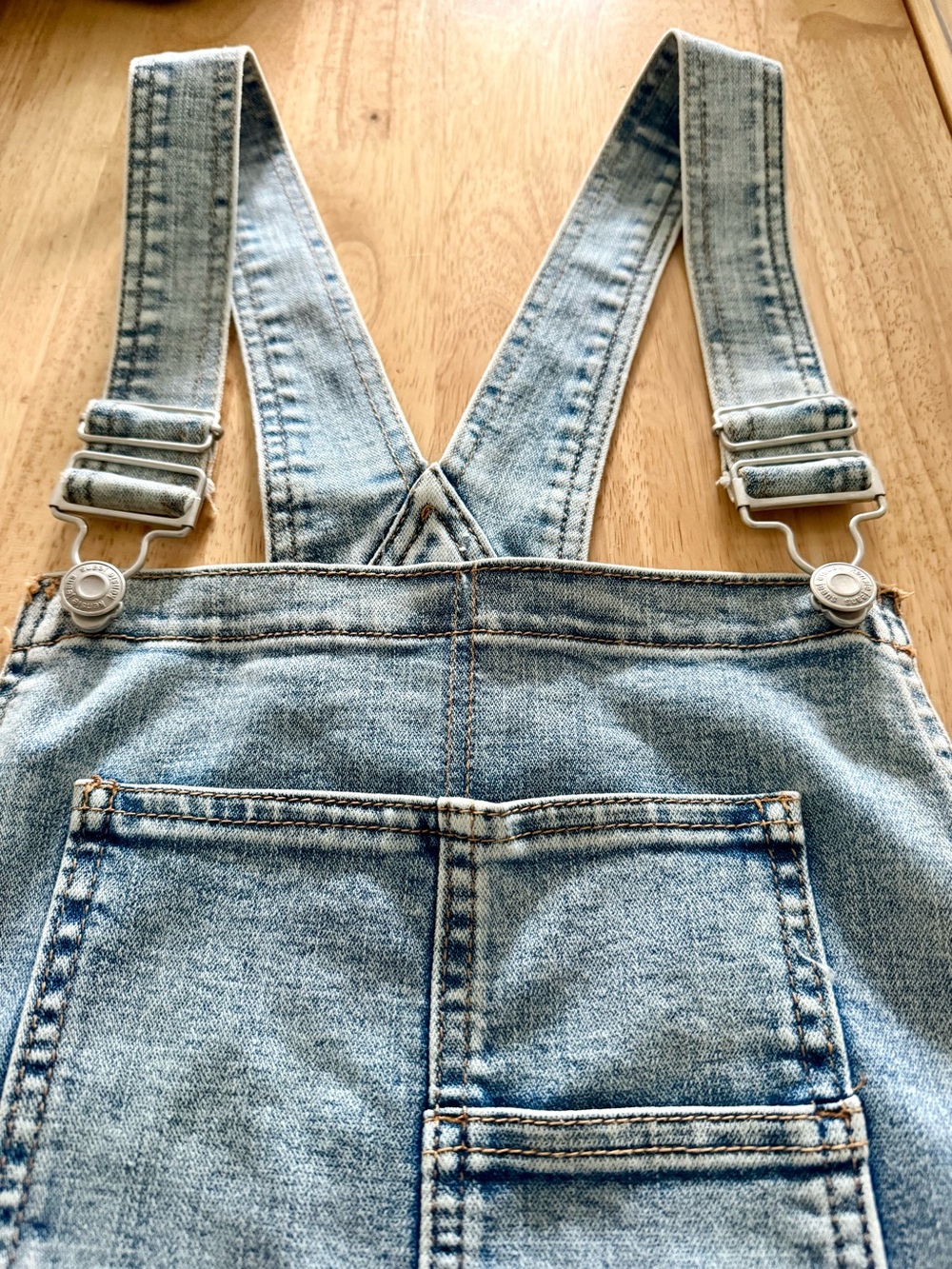 Kensie Light Wash Denim Overalls